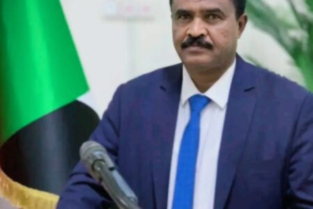 وصول رئيس تحالف القوى المدنية المتحدة (قمم)  إلى العاصمة الكينية نيروبي للمشاركة في توقيع ميثاق حكومة السلام 